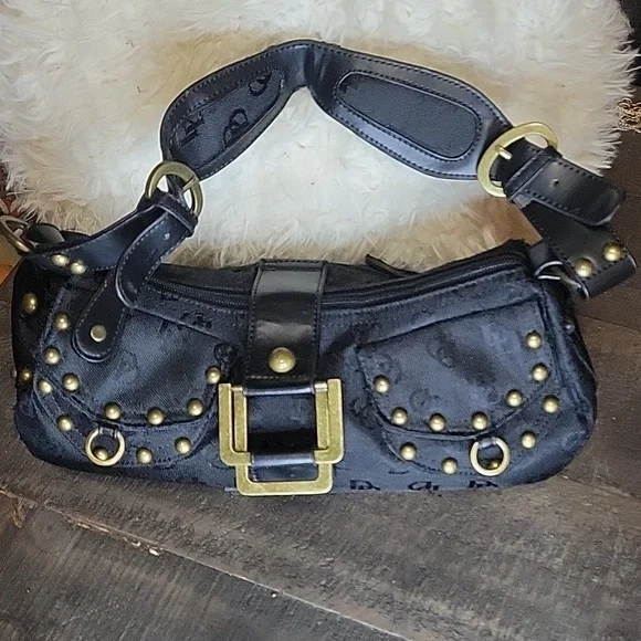 Elegant Black Bag - Picture 4 of 8